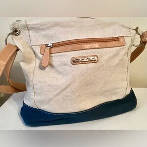 Stone Mountain Accessories Cream and Blue Bag w Tan Strap
